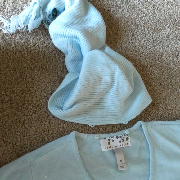 Sweater & Scarf - Picture 3 of 17